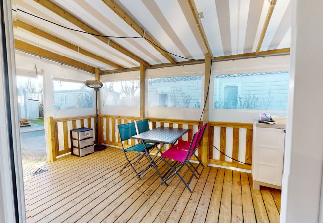 Mobile home à Saint-Hilaire-de-Riez - Mobil home avec piscine chauffée Mobile home à Saint-Hilaire-de-Riez - Mobil home avec piscine chauffée
