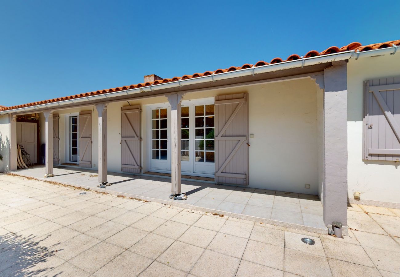 Maison à Bretignolles-sur-Mer - Villa des Vagues avec Jacuzzi