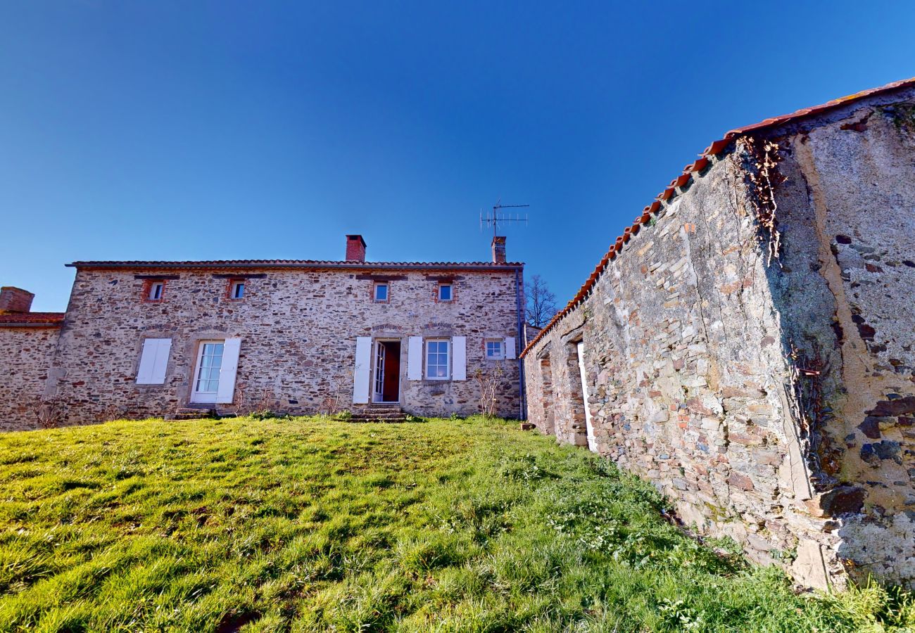 Maison à Saint-Julien-des-Landes - Gite La Dodinière 6 personnes