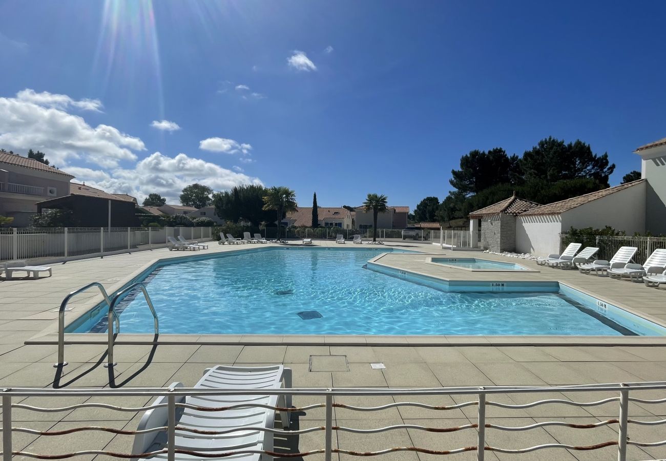 Maison à St. Hilaire de Riez - Villa Aquatica Piscine & Plage