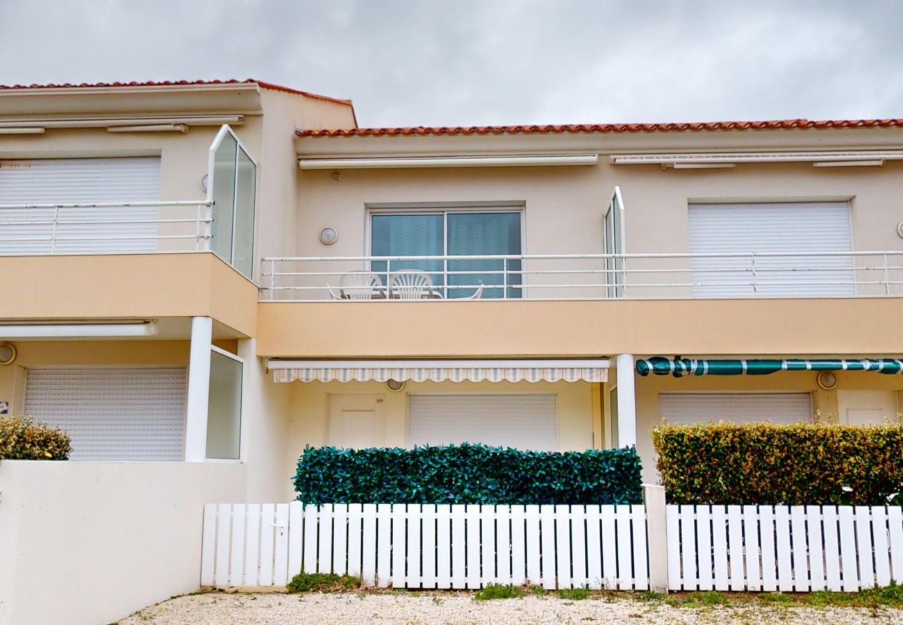 Appartement à St. Hilaire de Riez - Le Jardin de la mer 150 plage