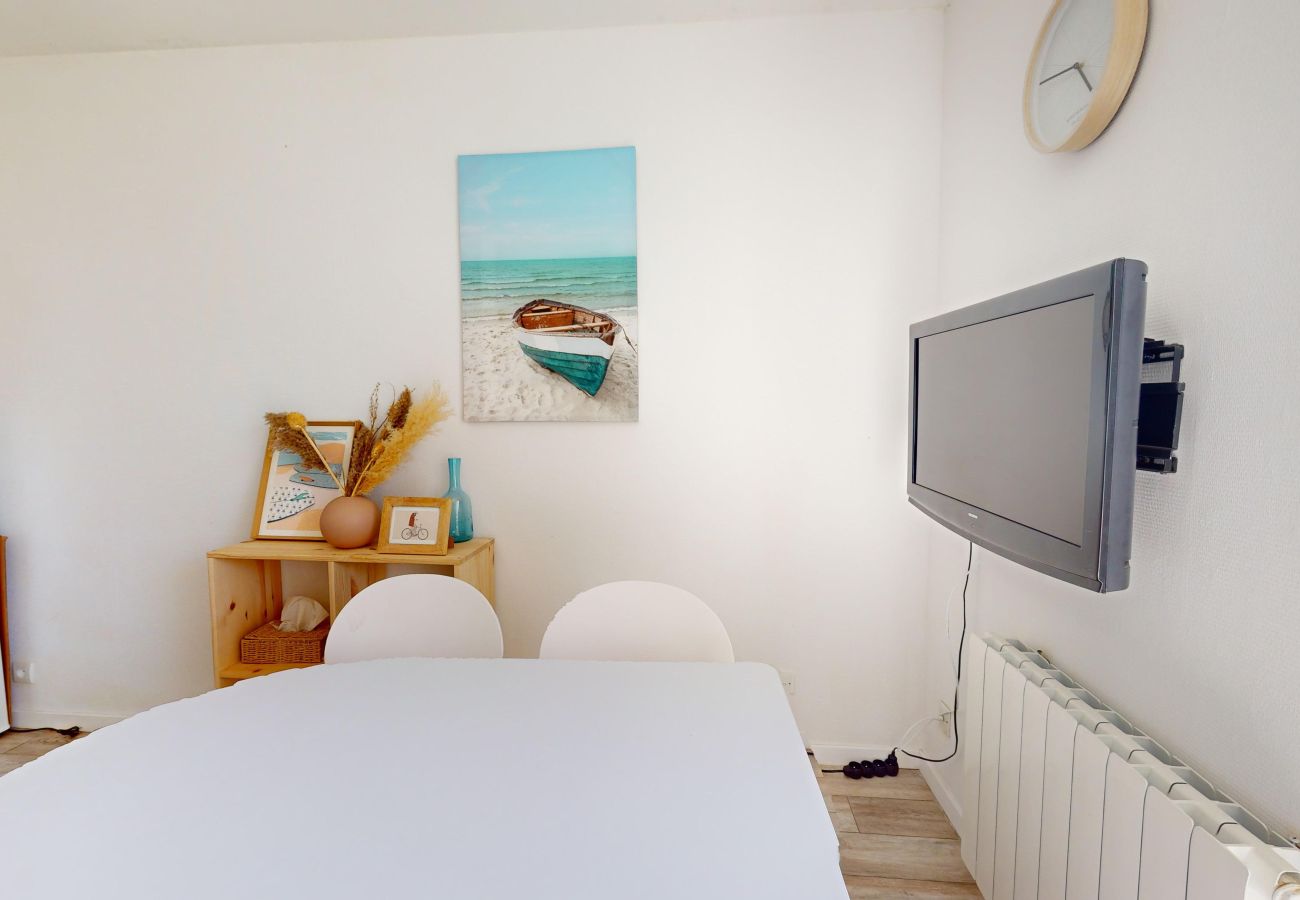 Appartement à Saint-Gilles-Croix-de-Vie - Le Bateau Ivre 50 m de la Plage