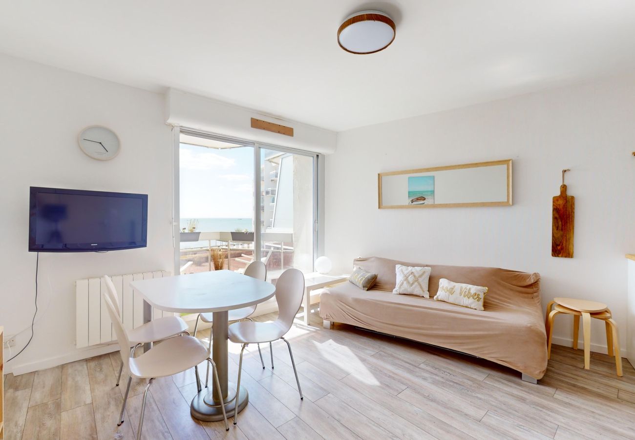 Appartement à Saint-Gilles-Croix-de-Vie - Le Bateau Ivre 50 m de la Plage