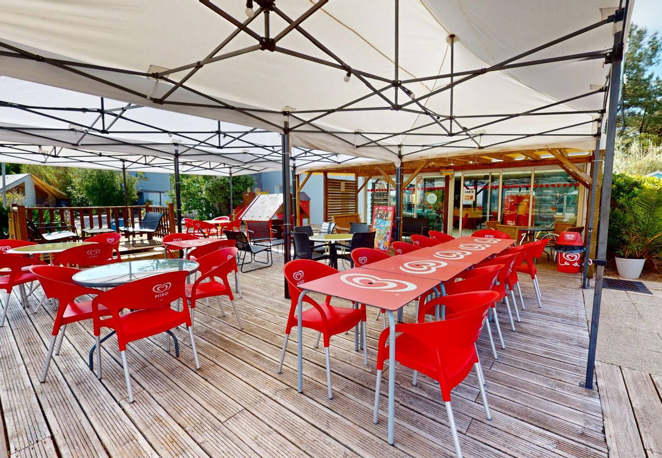 Mobile home à Saint-Jean-de-Monts - Azur Océan avec terrasse