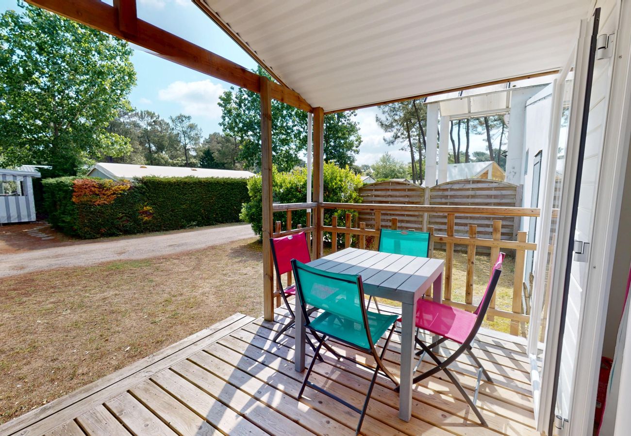 Mobile home à Saint-Jean-de-Monts - Azur Océan avec terrasse