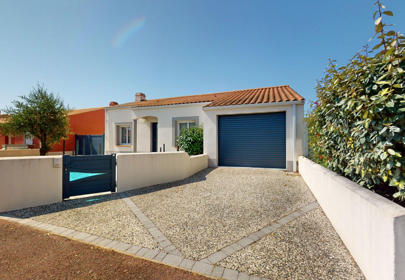 Maison à Saint-Gilles-Croix-de-Vie - Palm'Cornue avec piscine chauffée
