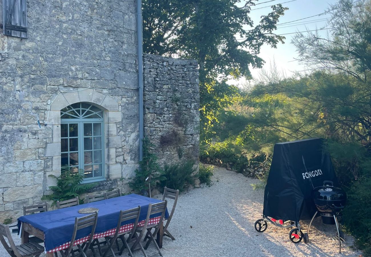 Villa à Saint-Vincent-Rive-d'Olt - Villa Les Roques