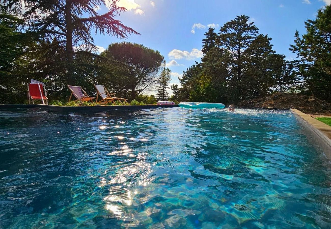 Villa à Saint-Vincent-Rive-d'Olt - Villa Les Roques