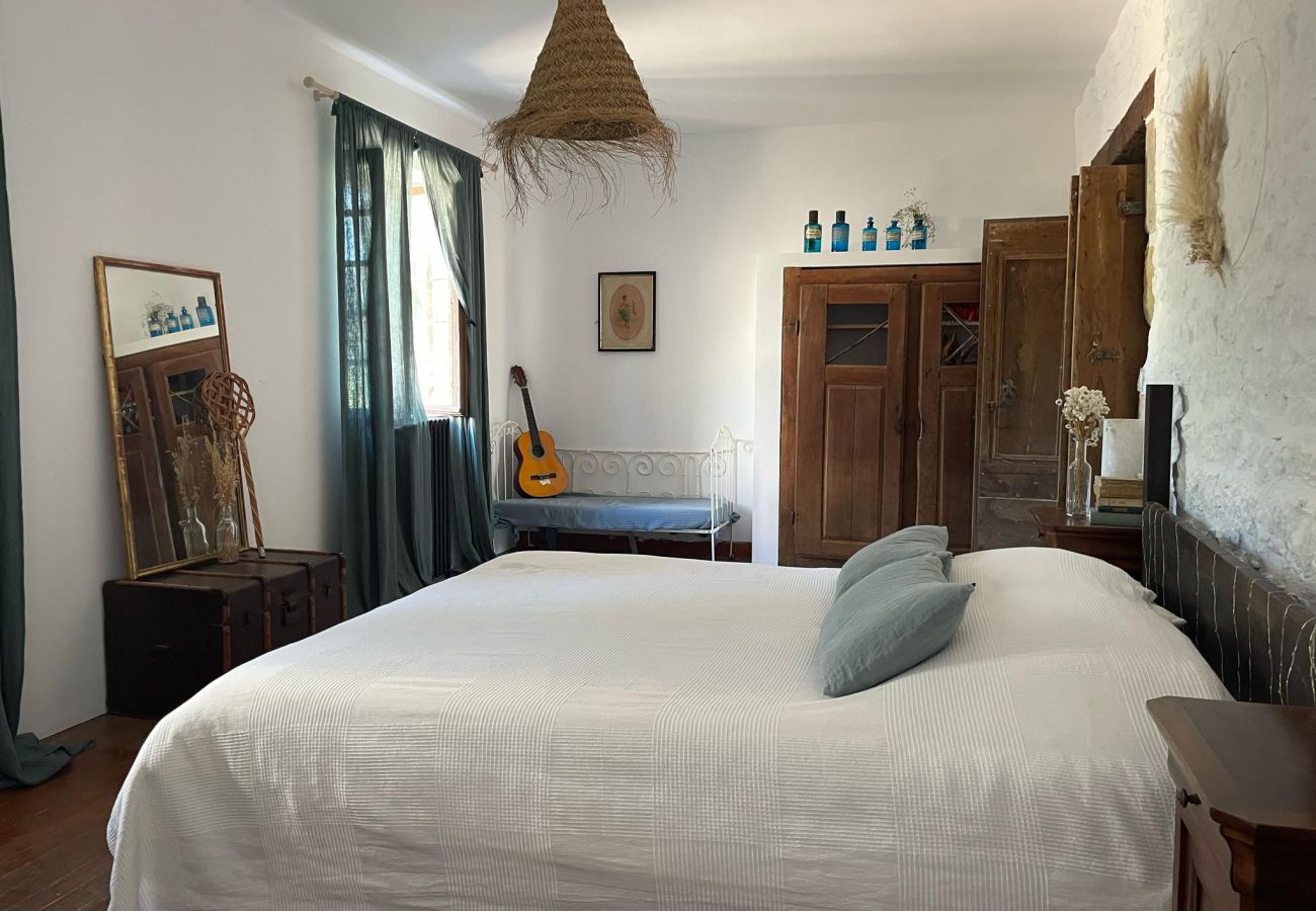Villa à Saint-Vincent-Rive-d'Olt - Villa Les Roques