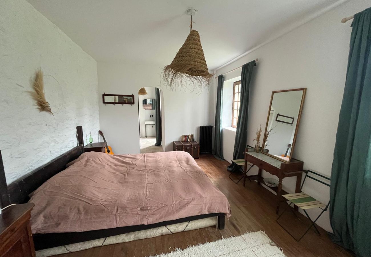 Villa à Saint-Vincent-Rive-d'Olt - Villa Les Roques