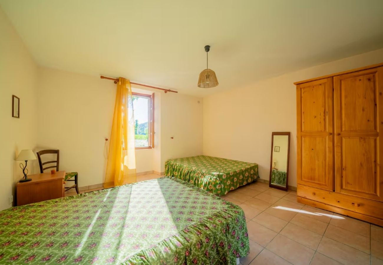 Maison à Cénevières - L'Oustal de la Rivière à 4km de Saint-Cirq-Lapopie