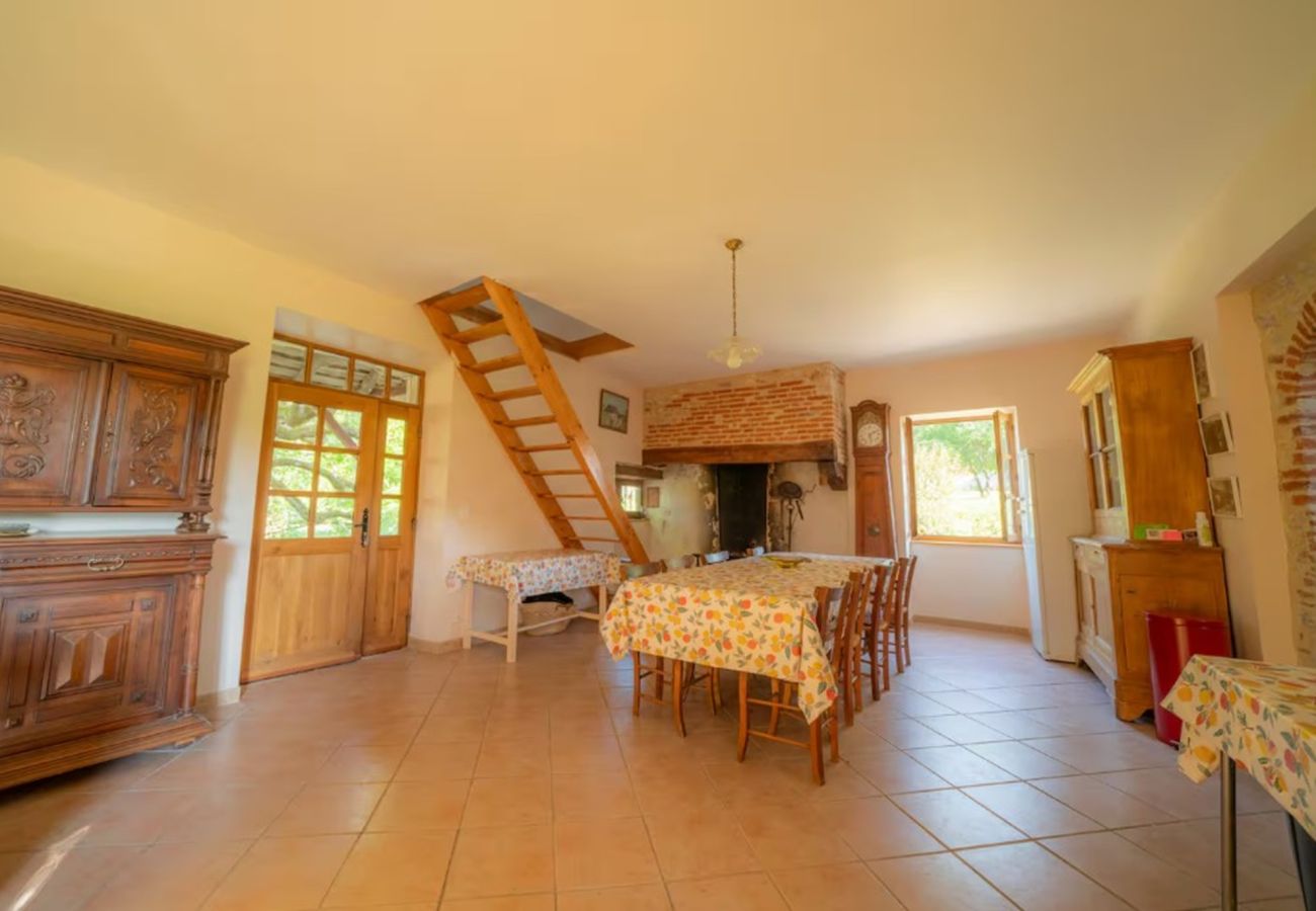 Maison à Cénevières - L'Oustal de la Rivière à 4km de Saint-Cirq-Lapopie