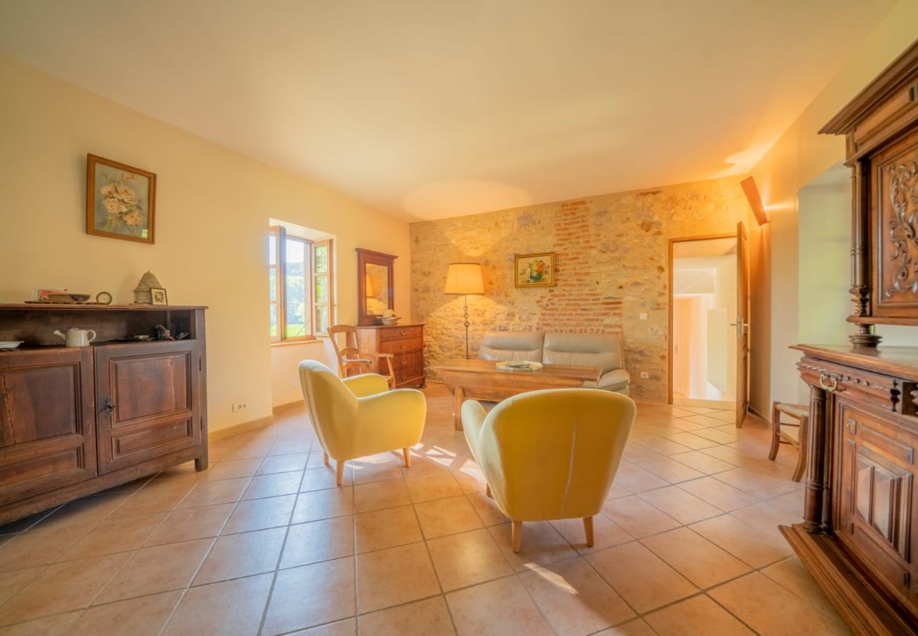 Maison à Cénevières - L'Oustal de la Rivière à 4km de Saint-Cirq-Lapopie