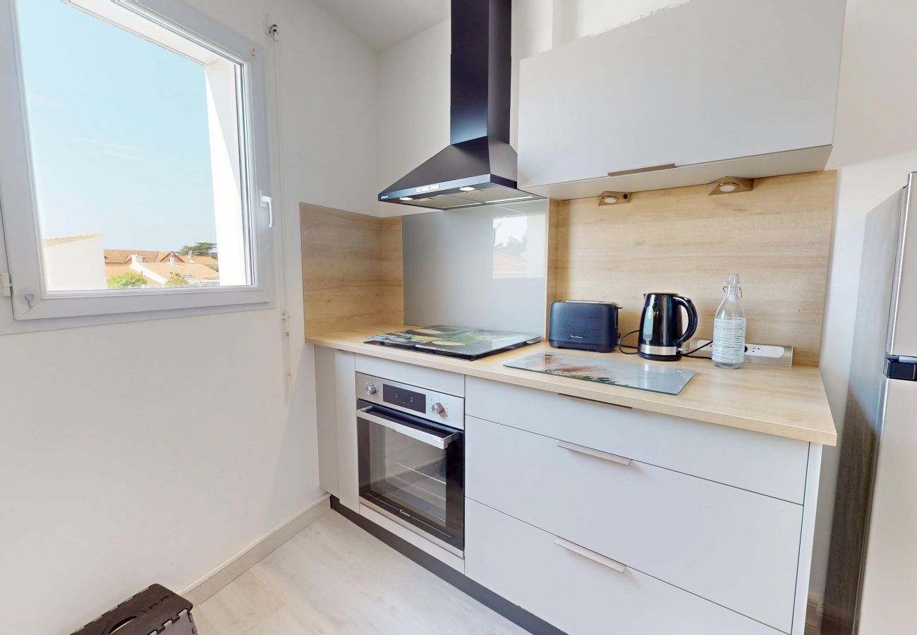 Appartement à Saint-Hilaire-de-Riez - Hublot de la Place - Centre Sion, Plage à Pied