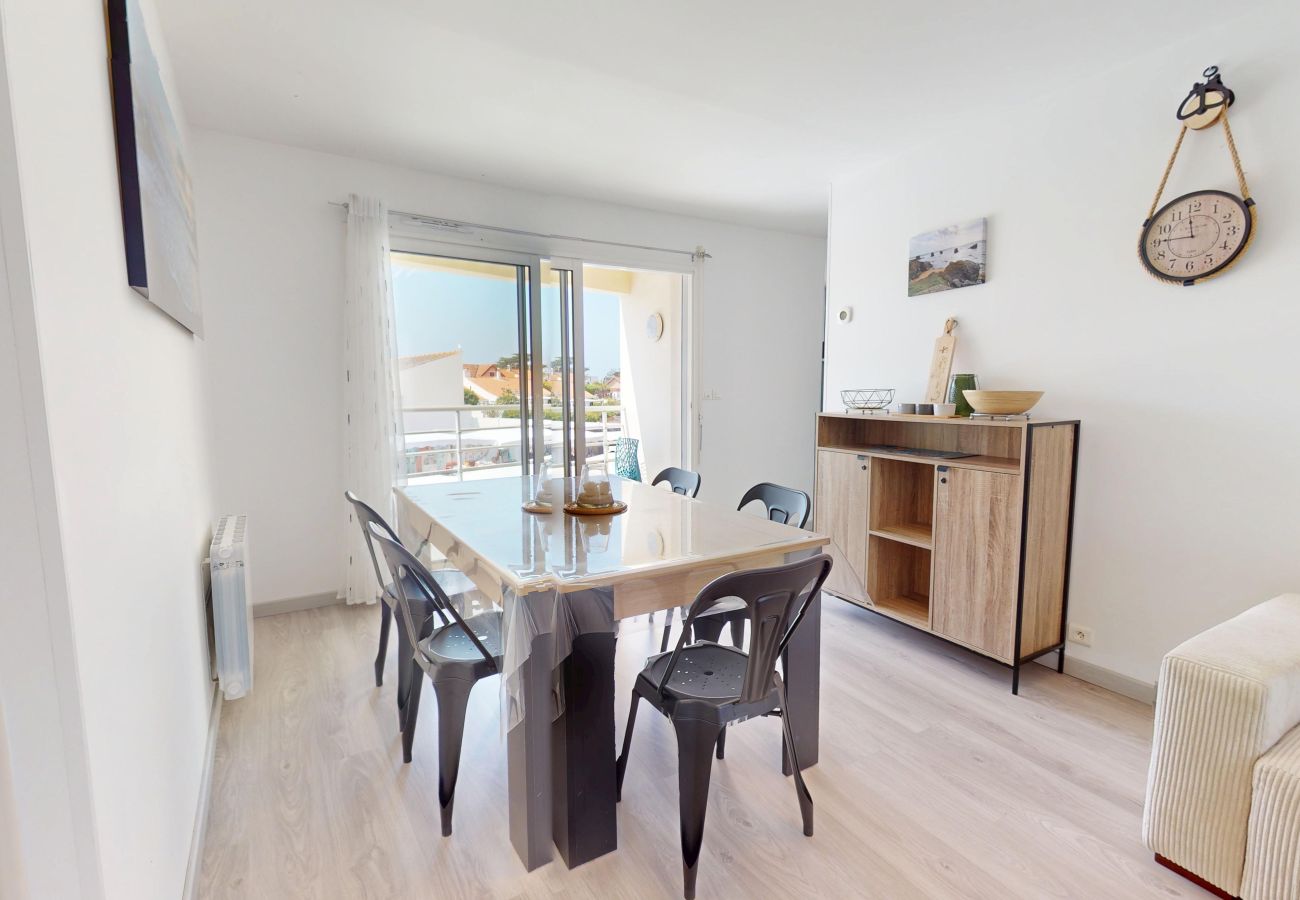 Appartement à Saint-Hilaire-de-Riez - Hublot de la Place - Centre Sion, Plage à Pied