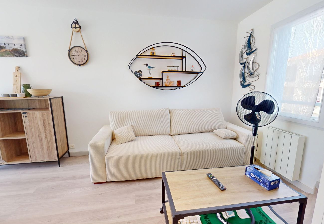 Appartement à Saint-Hilaire-de-Riez - Hublot de la Place - Centre Sion, Plage à Pied