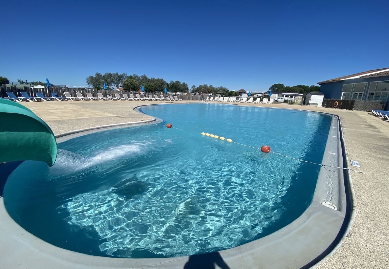 Mobile home à Saint-Hilaire-de-Riez - Cabane de Besse - Clim + Piscines et Wifi