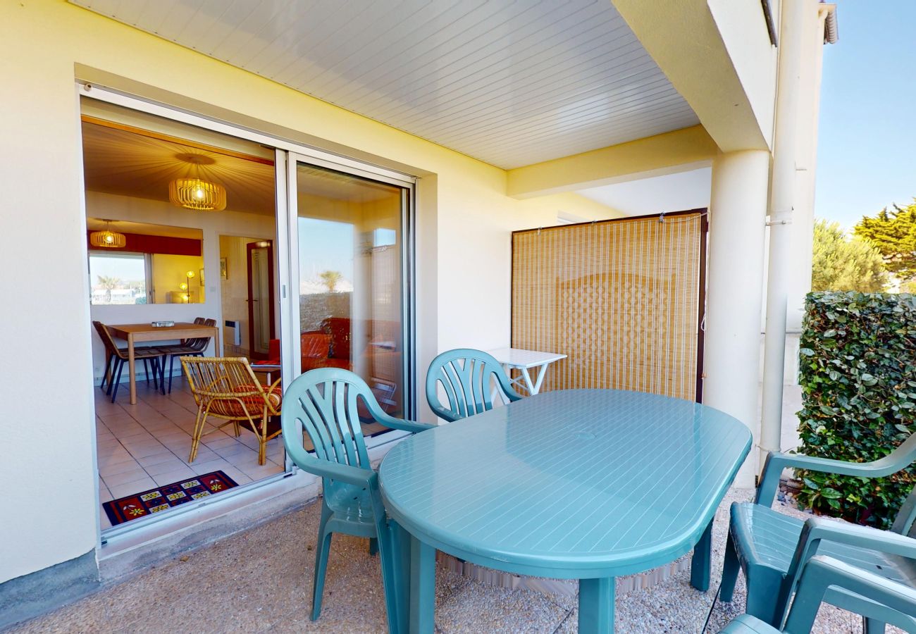 Appartement à Saint-Gilles-Croix-de-Vie - L'Espadon de la Vie - Jardin Face au Port
