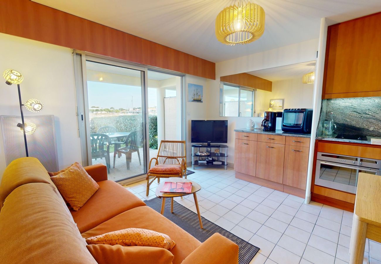 Appartement à Saint-Gilles-Croix-de-Vie - L'Espadon de la Vie - Jardin Face au Port