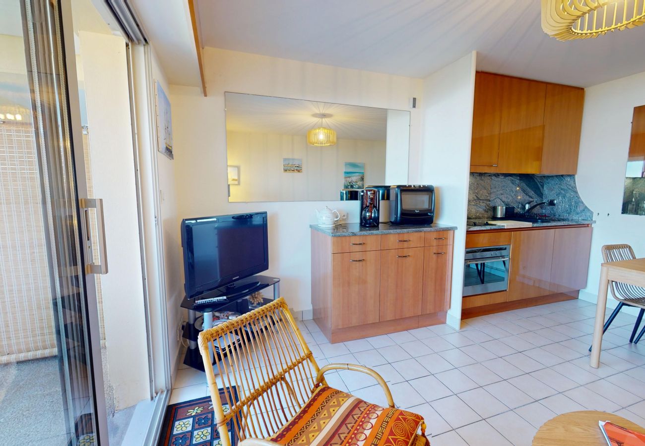 Appartement à Saint-Gilles-Croix-de-Vie - L'Espadon de la Vie - Jardin Face au Port
