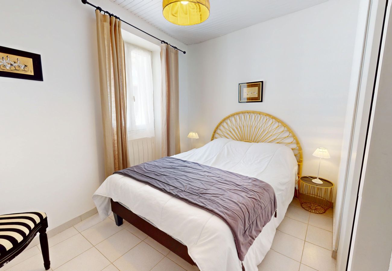 Appartement à Saint-Gilles-Croix-de-Vie - HAUBAN -Charme & Authenticité au Vieux Port