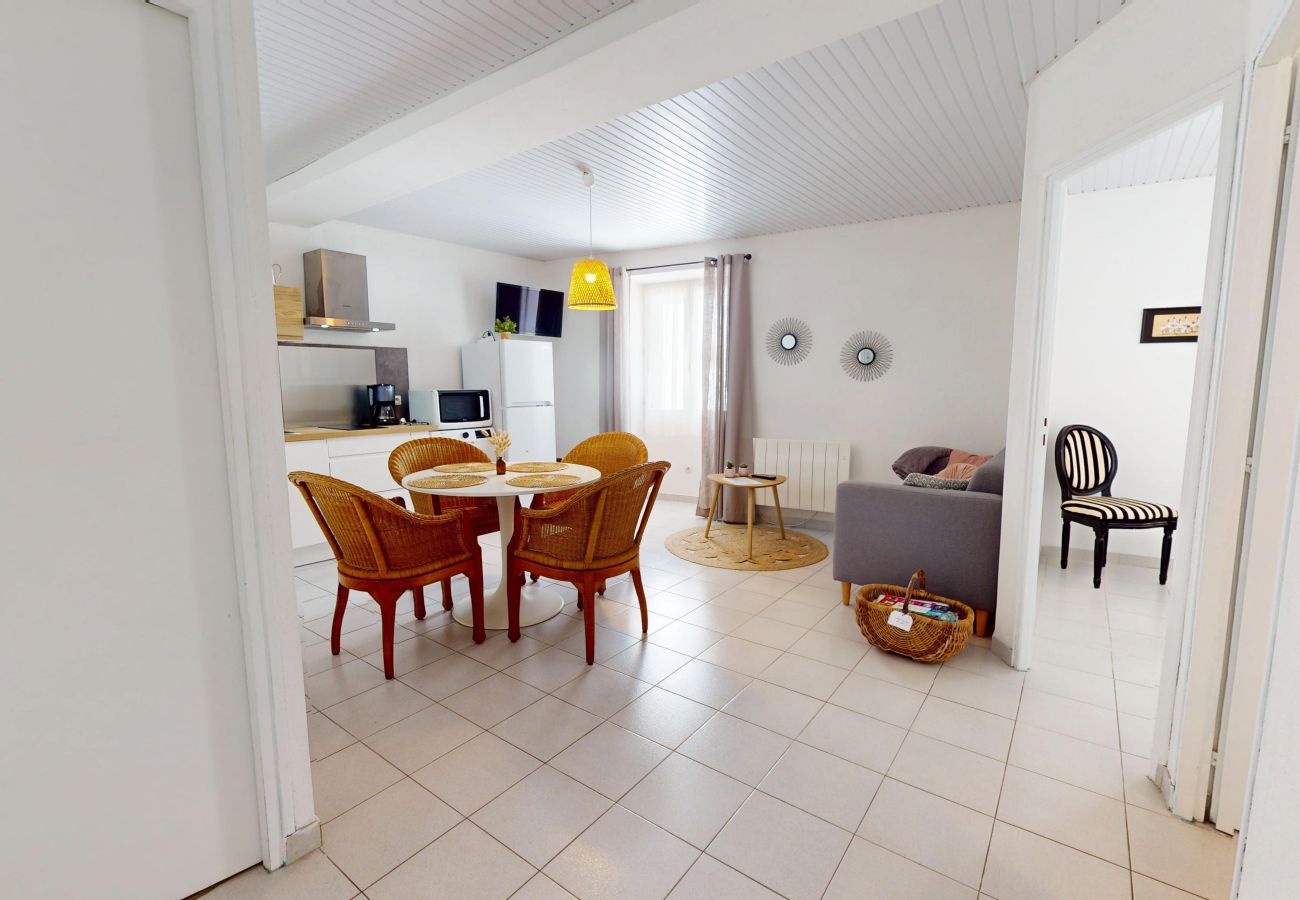 Appartement à Saint-Gilles-Croix-de-Vie - HAUBAN -Charme & Authenticité au Vieux Port