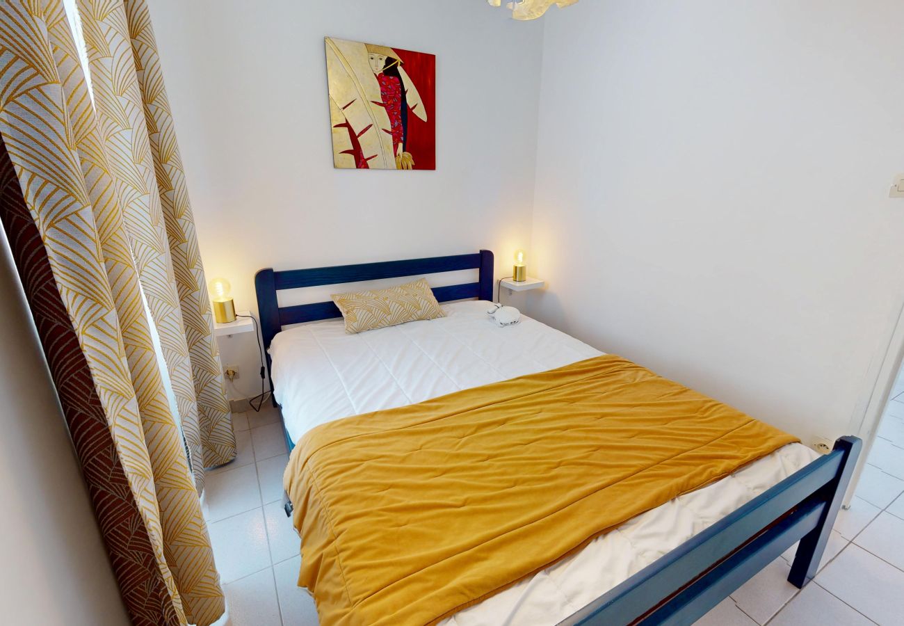 Appartement à Saint-Gilles-Croix-de-Vie - HAUBAN -Charme & Authenticité au Vieux Port