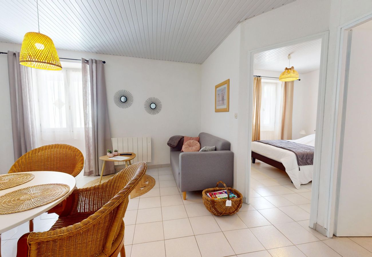 Appartement à Saint-Gilles-Croix-de-Vie - HAUBAN -Charme & Authenticité au Vieux Port