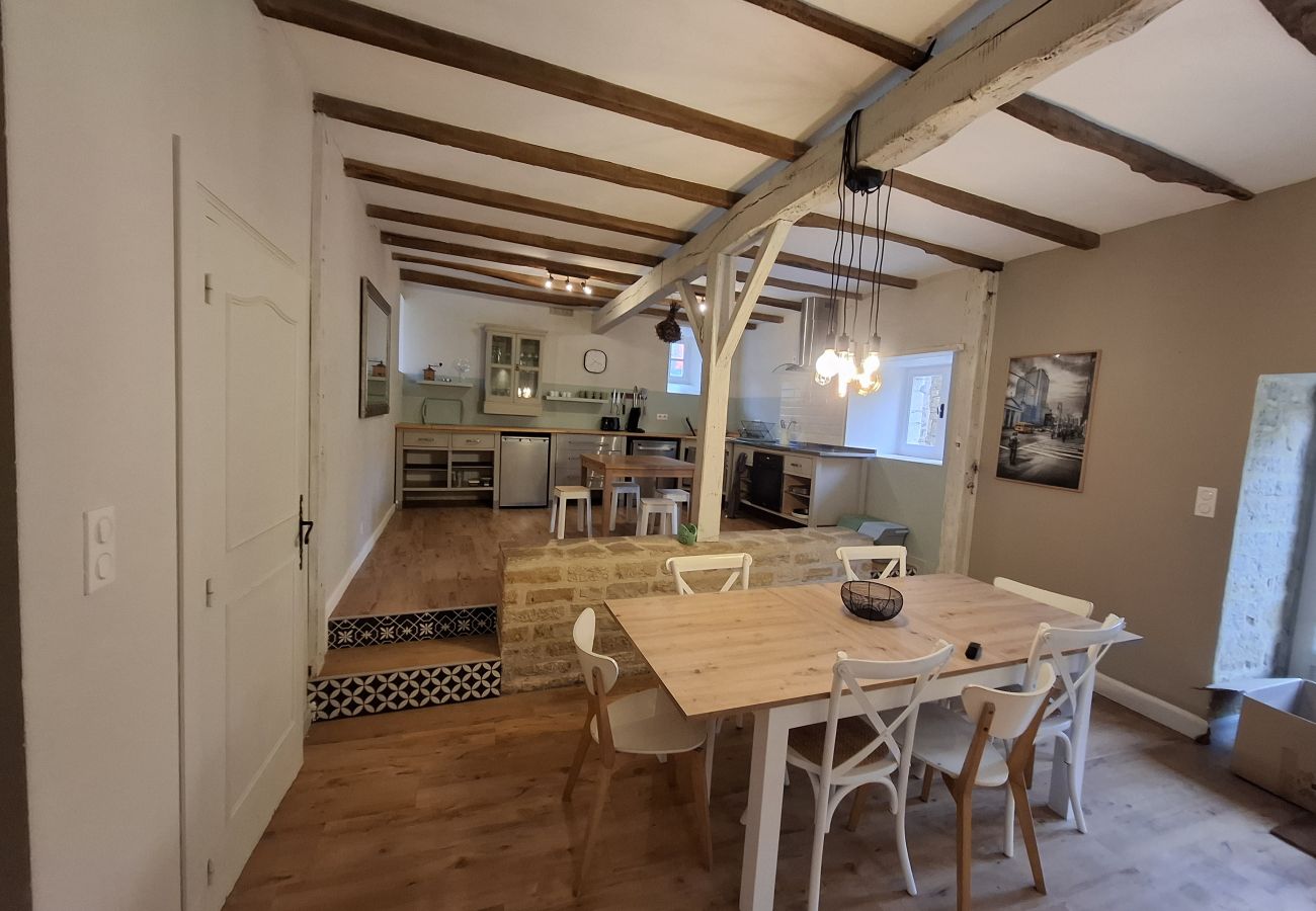 Villa à Pontcirq - Villa du Clocher – Confort, piscine et charme de l