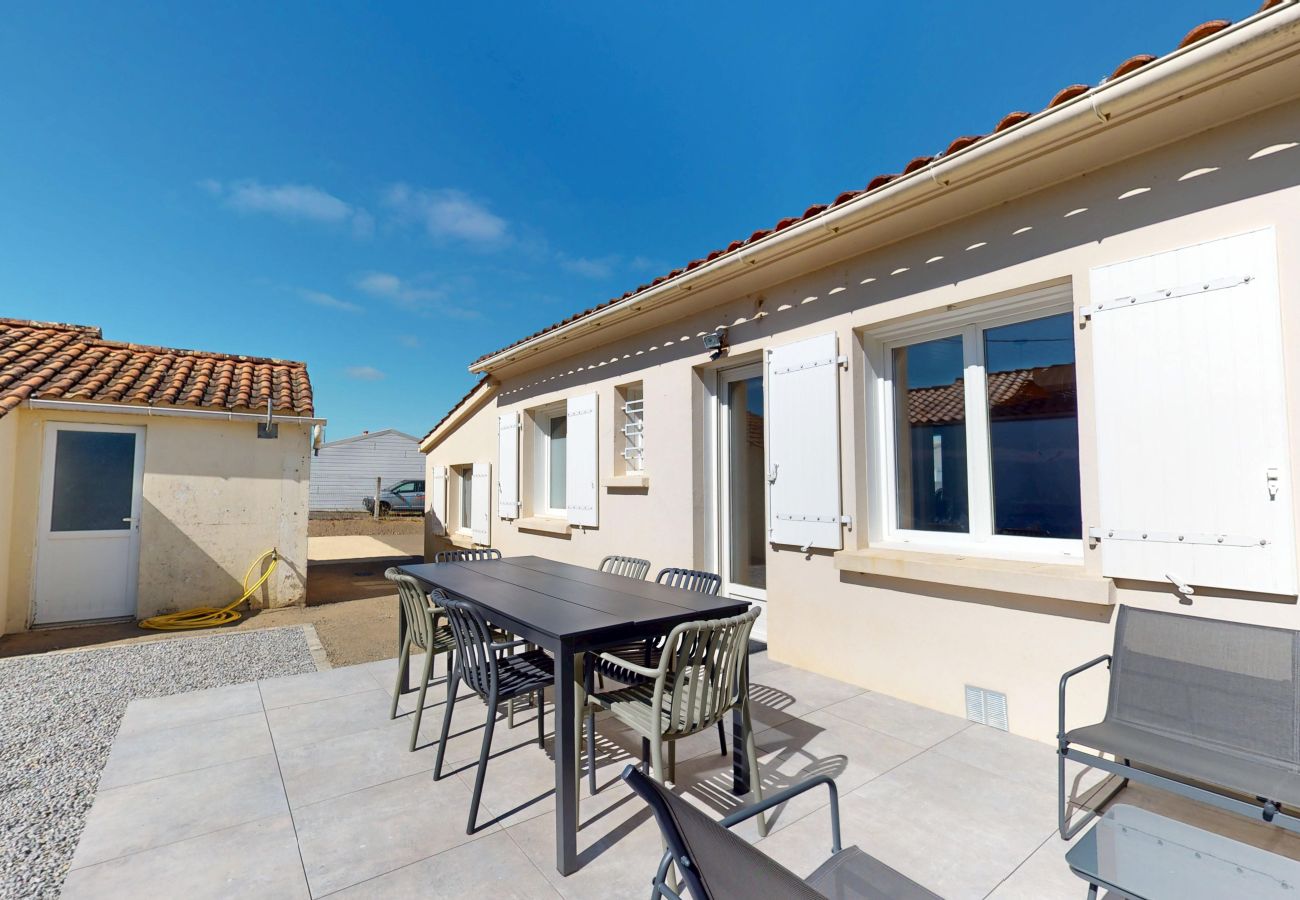Maison à Bretignolles-sur-Mer - T'y Braz – Maison avec jardin & pétanque, 800m pla