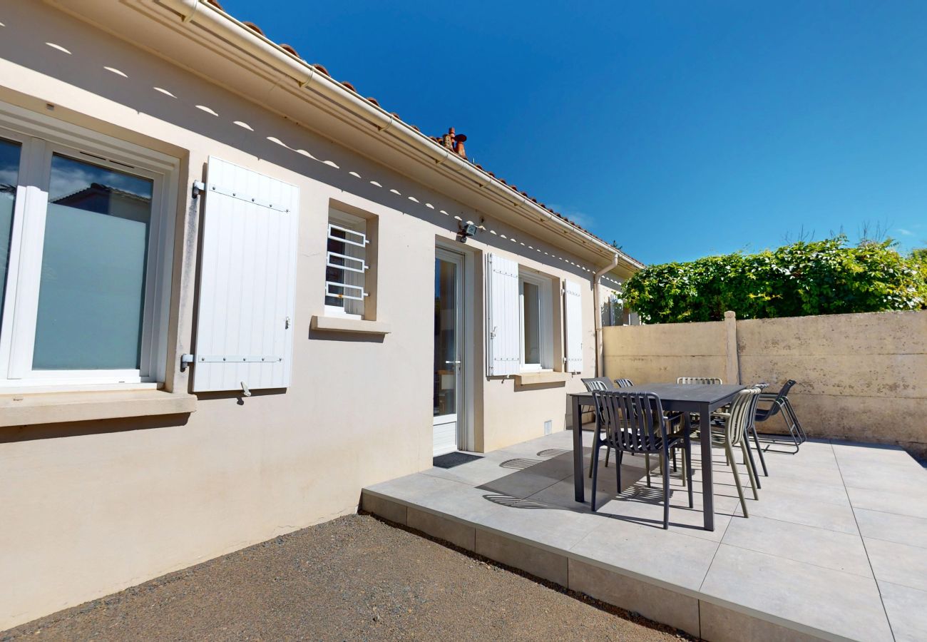 Maison à Bretignolles-sur-Mer - T'y Braz – Maison avec jardin & pétanque, 800m pla